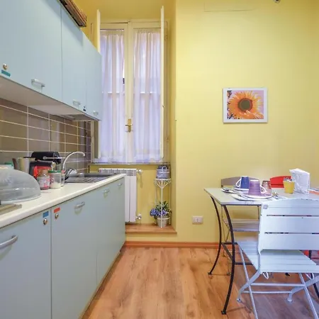 Apartment Three-bedroom In